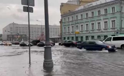 Москву захлестнуло наводнение: центр уходит под воду